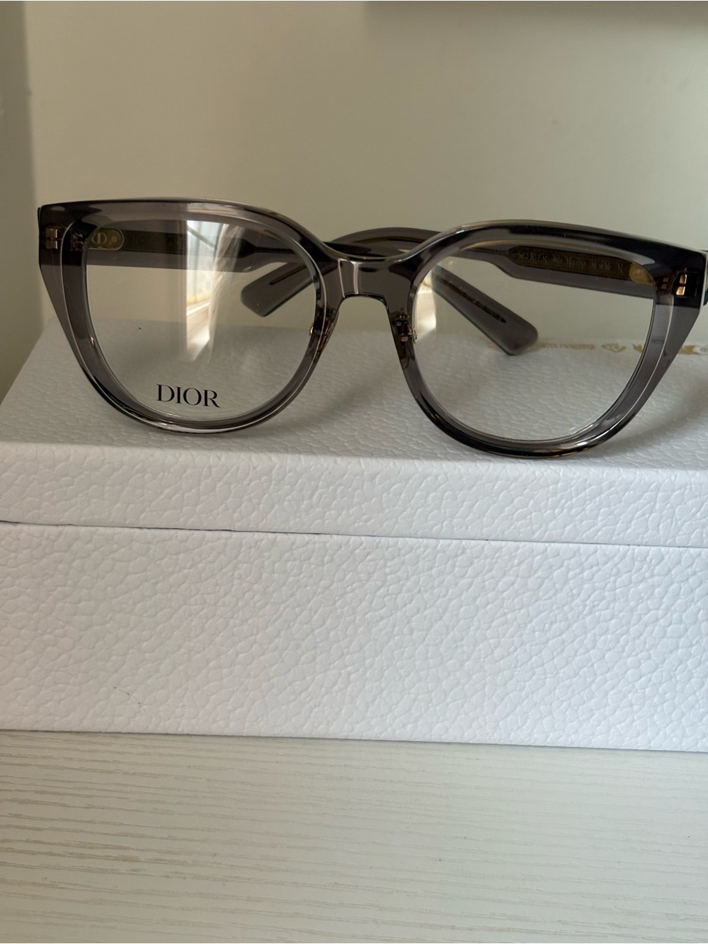 Christian DIOR Women's Translucent Gray Cat-Eye Optical Glasses NWOT - Picture 6 of 6